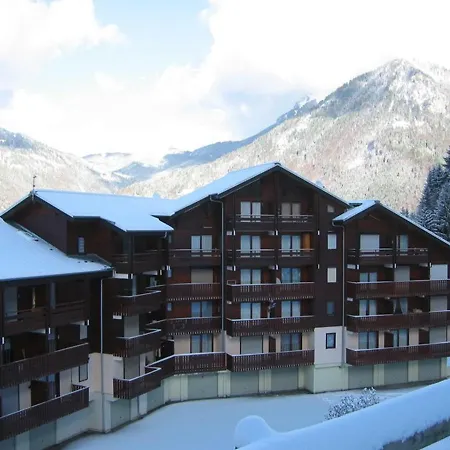 21m² A Louer A St Jean D'aulps, Pied Des Pistes - Fr-1-573-62
